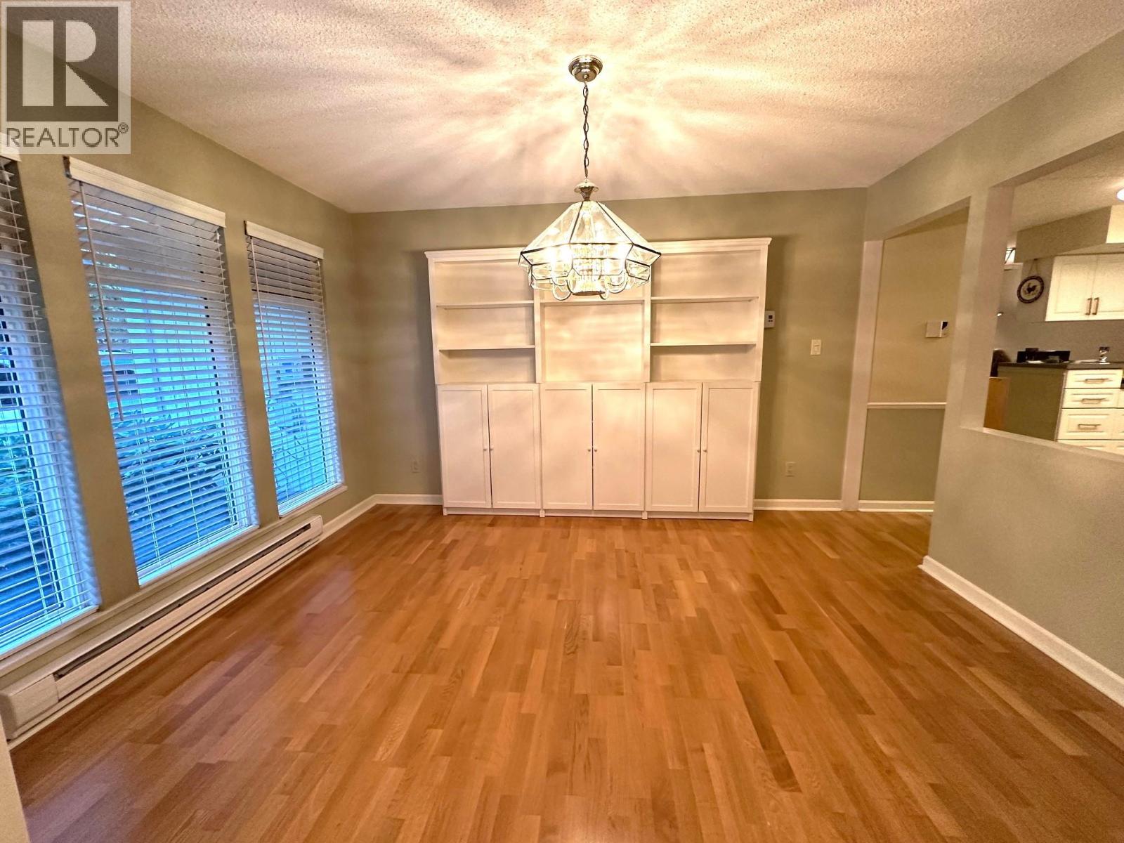 9360 Parksville Drive, Richmond, British Columbia  V7E 4N9 - Photo 5 - R3051101