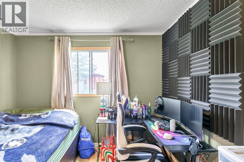 39 Edgeburn Crescent Nw, Calgary, Alberta  T3A 4J5 - Photo 19 - A2253091