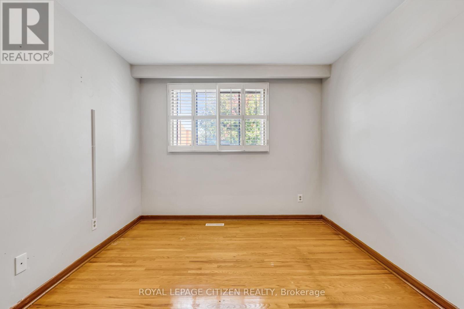 155 Milady Road, Toronto, Ontario  M9L 2J1 - Photo 12 - W12458459