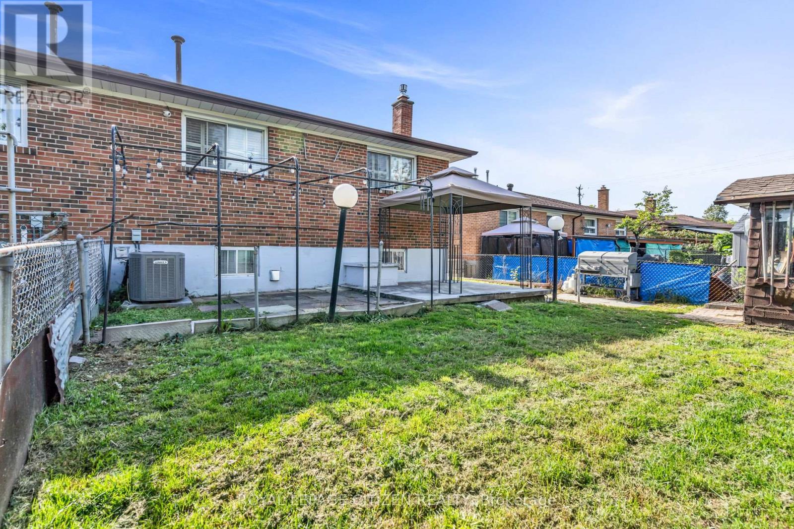 155 Milady Road, Toronto, Ontario  M9L 2J1 - Photo 25 - W12458459