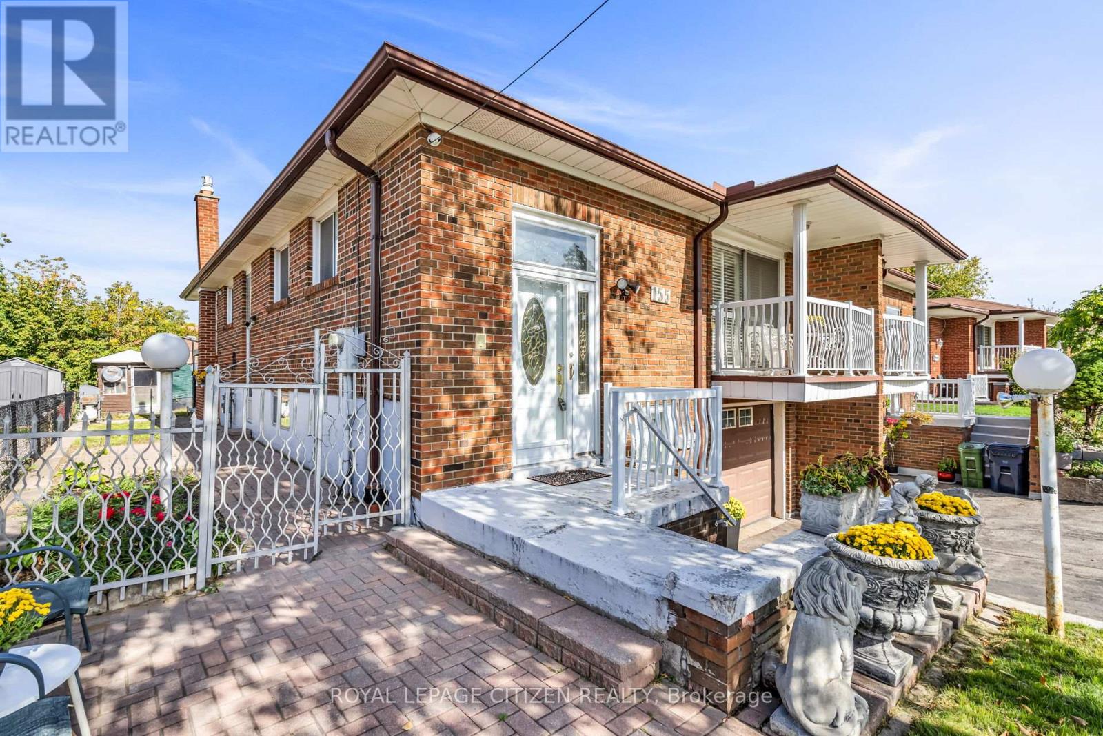 155 Milady Road, Toronto, Ontario  M9L 2J1 - Photo 3 - W12458459