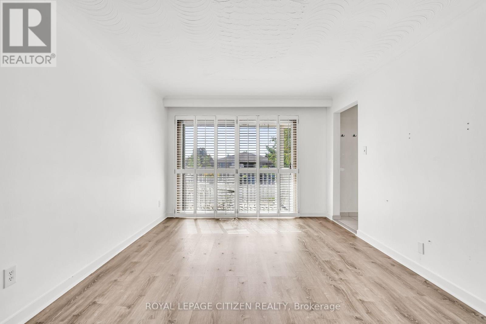 155 Milady Road, Toronto, Ontario  M9L 2J1 - Photo 8 - W12458459
