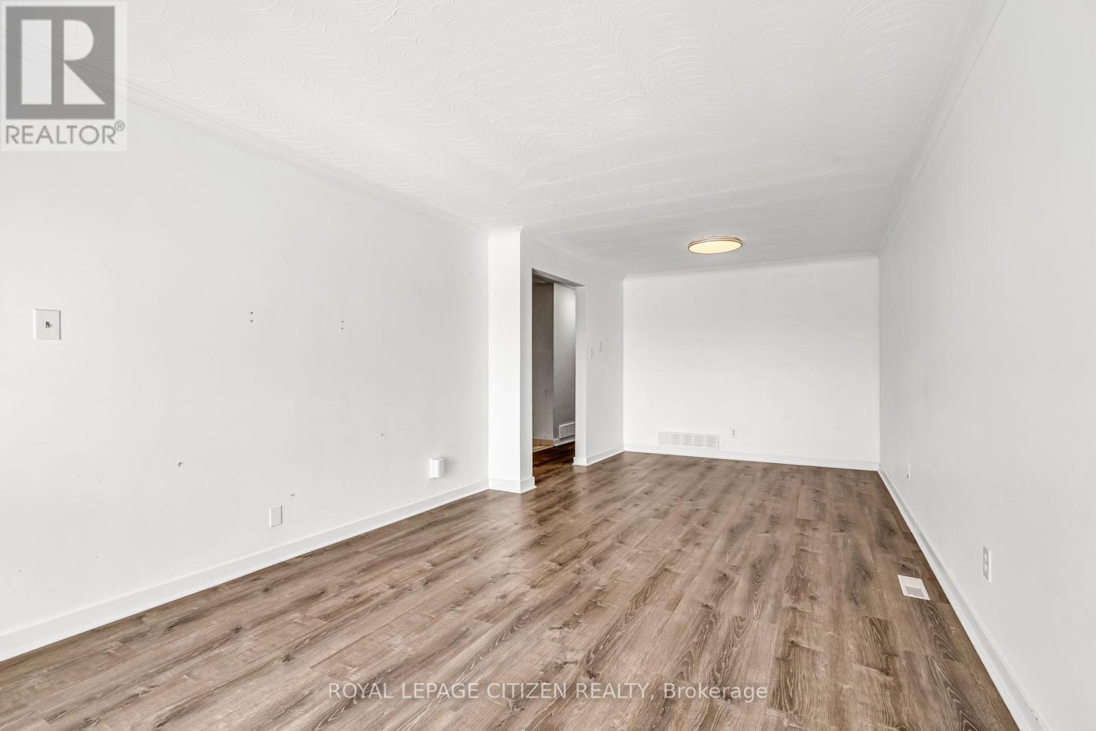 155 Milady Road, Toronto, Ontario  M9L 2J1 - Photo 9 - W12458459