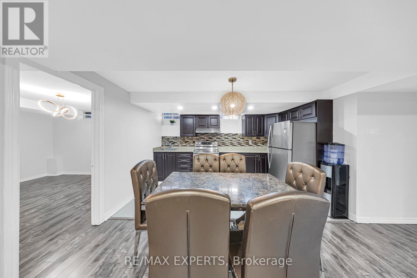 1103 Blueheron Boulevard, Mississauga, Ontario  L5V 2J7 - Photo 41 - W12458464
