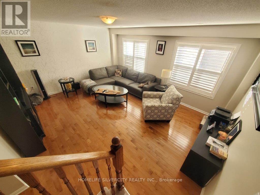 68 Lathbury Street, Brampton, Ontario  L7A 0R8 - Photo 12 - W12458484