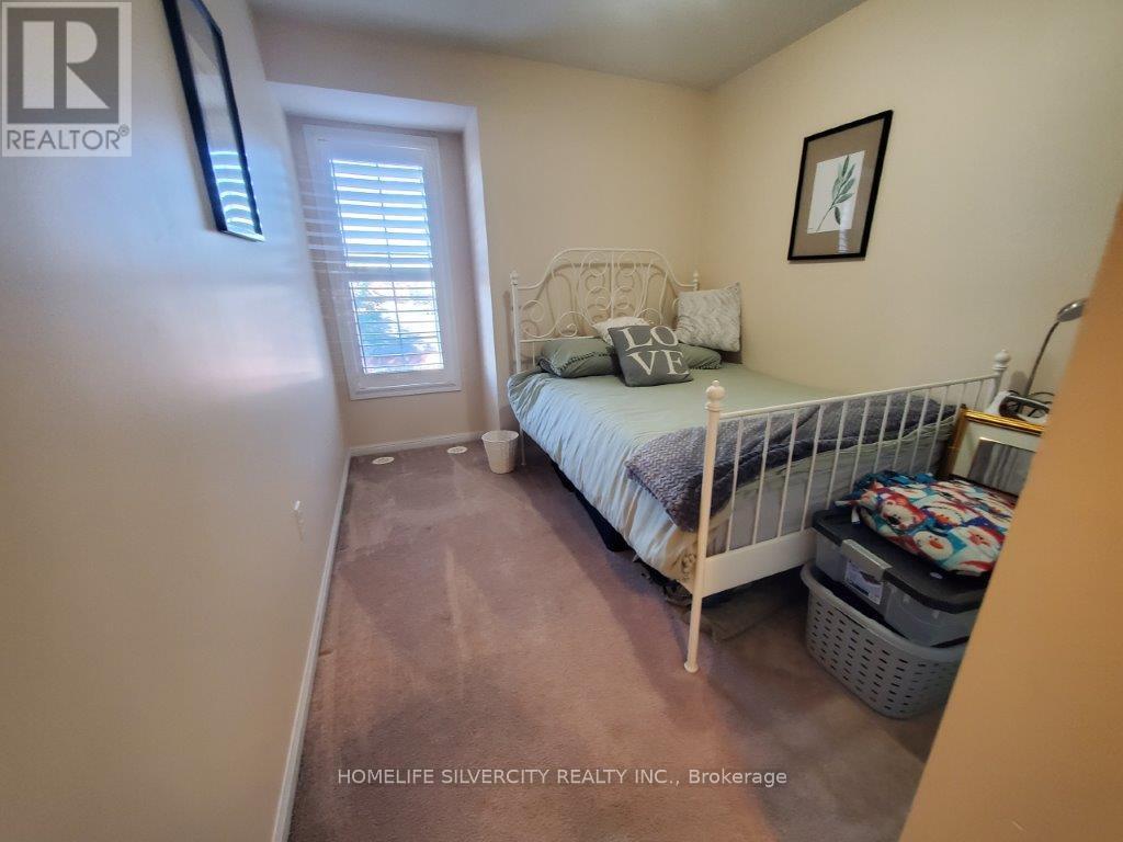 68 Lathbury Street, Brampton, Ontario  L7A 0R8 - Photo 14 - W12458484