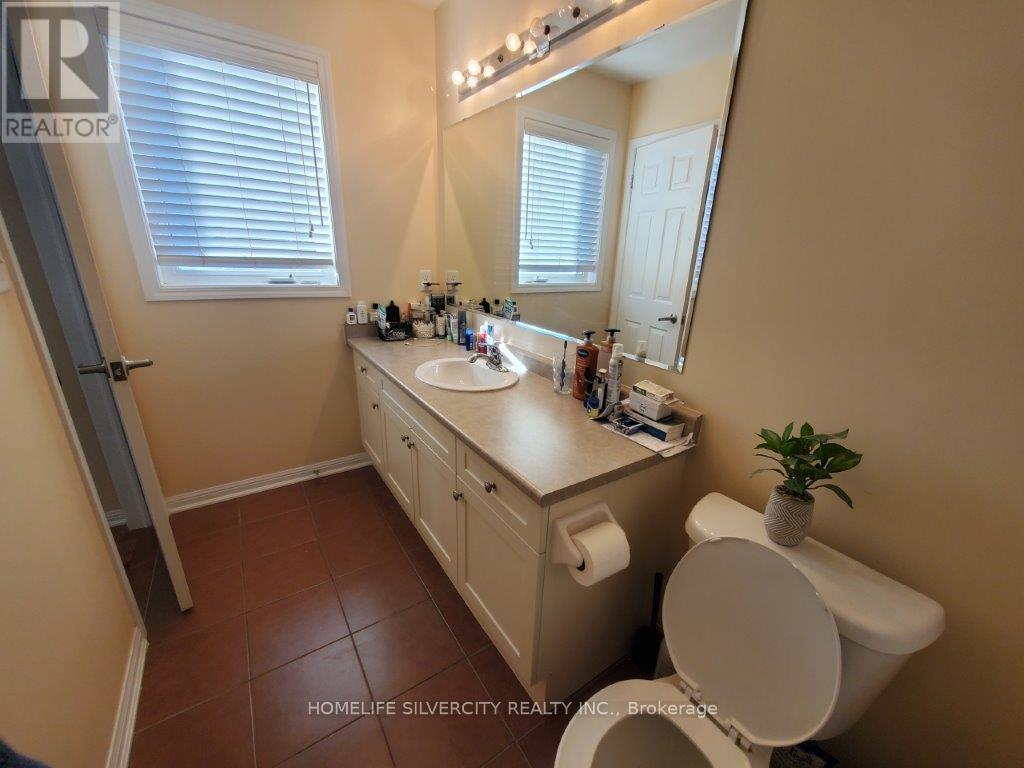 68 Lathbury Street, Brampton, Ontario  L7A 0R8 - Photo 22 - W12458484