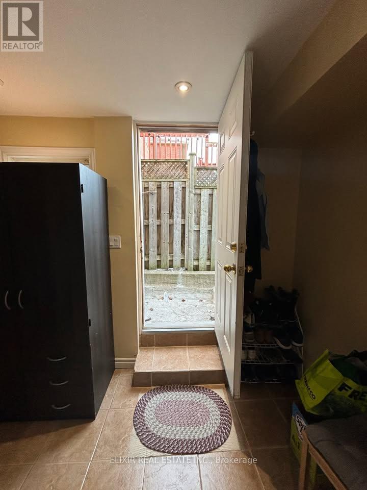 Basement - 4 Lonestar Crescent, Brampton, Ontario  L7A 2H9 - Photo 12 - W12458494