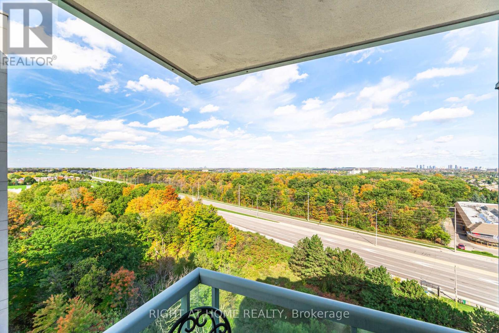 1211 - 2545 Erin Centre Boulevard, Mississauga, Ontario  L5M 6Z9 - Photo 27 - W12458498