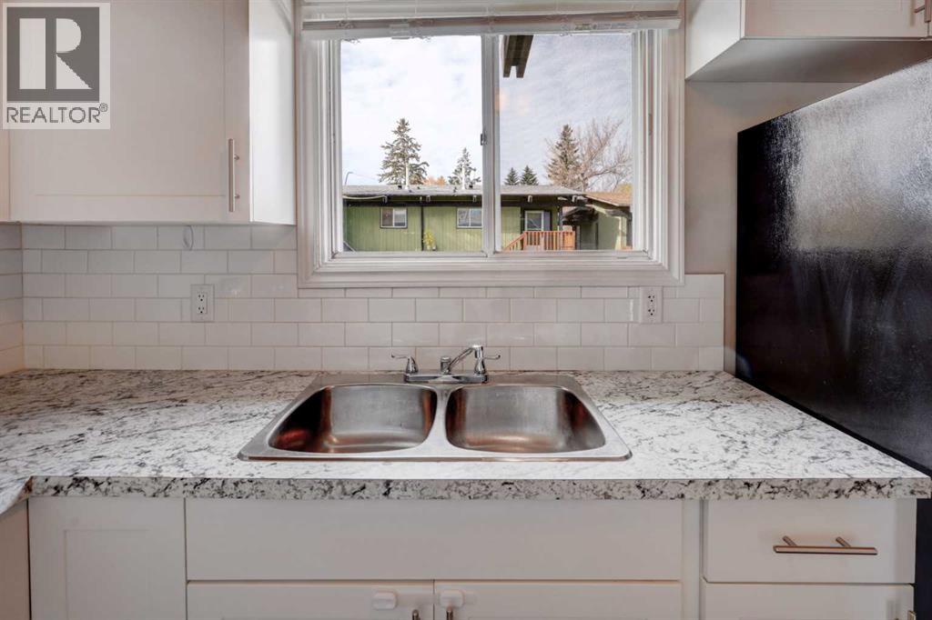 531 Sabrina Road Sw, Calgary, Alberta  T2W 1Y7 - Photo 16 - A2263330