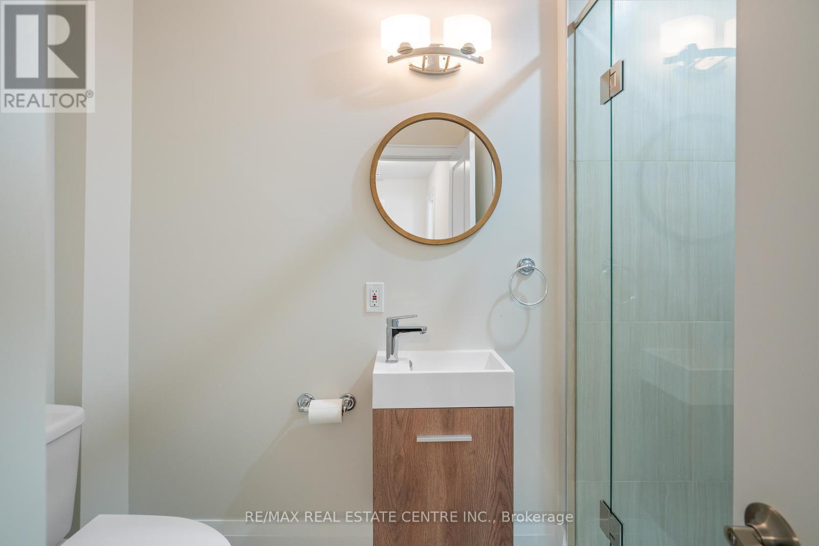 318 Clarence Street, Port Colborne, Ontario  L3K 3G8 - Photo 18 - X12458477