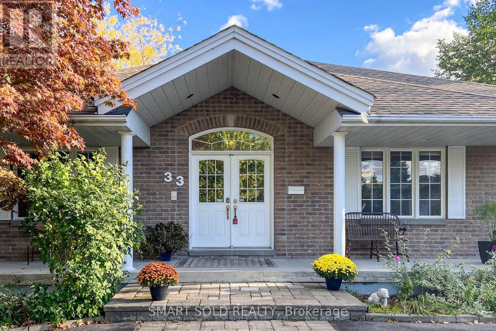 33 Carrying Place Road, Quinte West, Ontario  K8V 3E6 - Photo 2 - X12458481