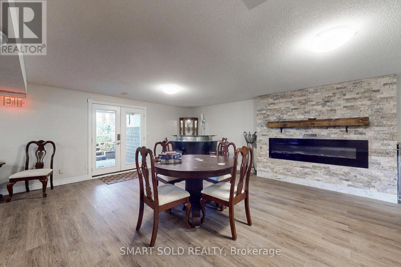 33 Carrying Place Road, Quinte West, Ontario  K8V 3E6 - Photo 37 - X12458481