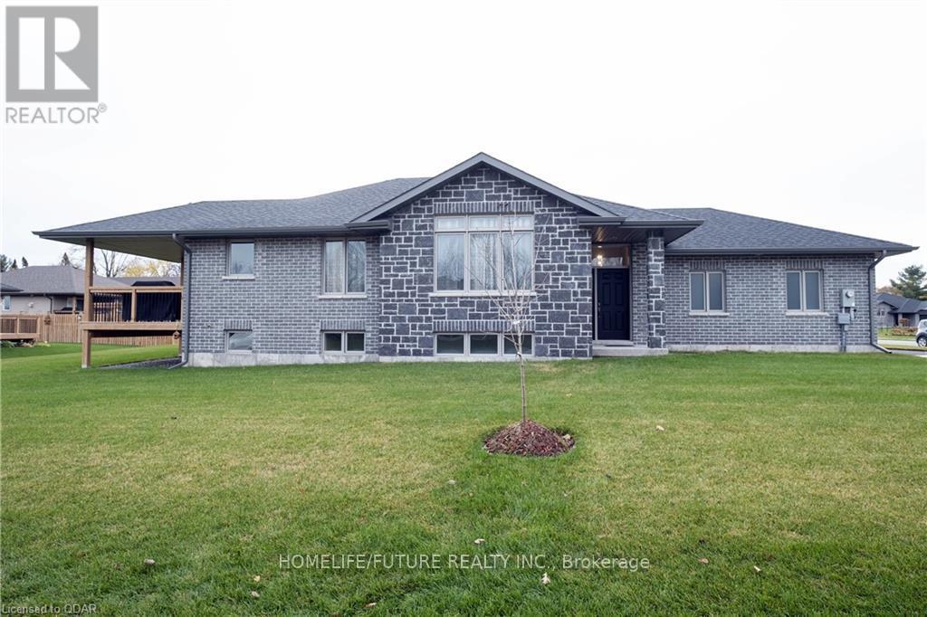 43 CHELFORD CRESCENT, Belleville, Ontario
