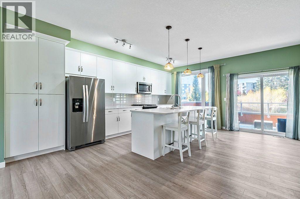 135 Shawnee Common Sw, Calgary, Alberta  T2Y 0P9 - Photo 6 - A2263974