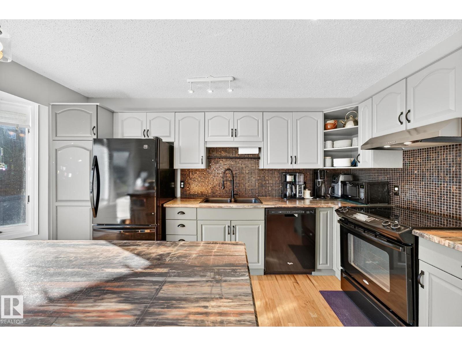6039 40 Av Nw, Edmonton, Alberta  T6L 3P6 - Photo 18 - E4461837