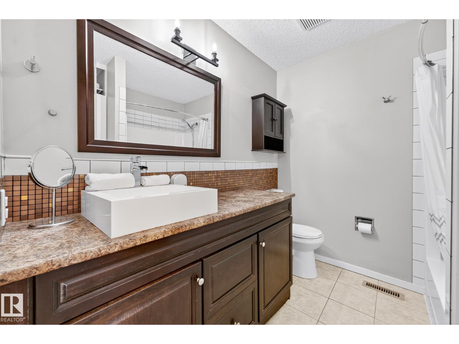 6039 40 Av Nw, Edmonton, Alberta  T6L 3P6 - Photo 27 - E4461837