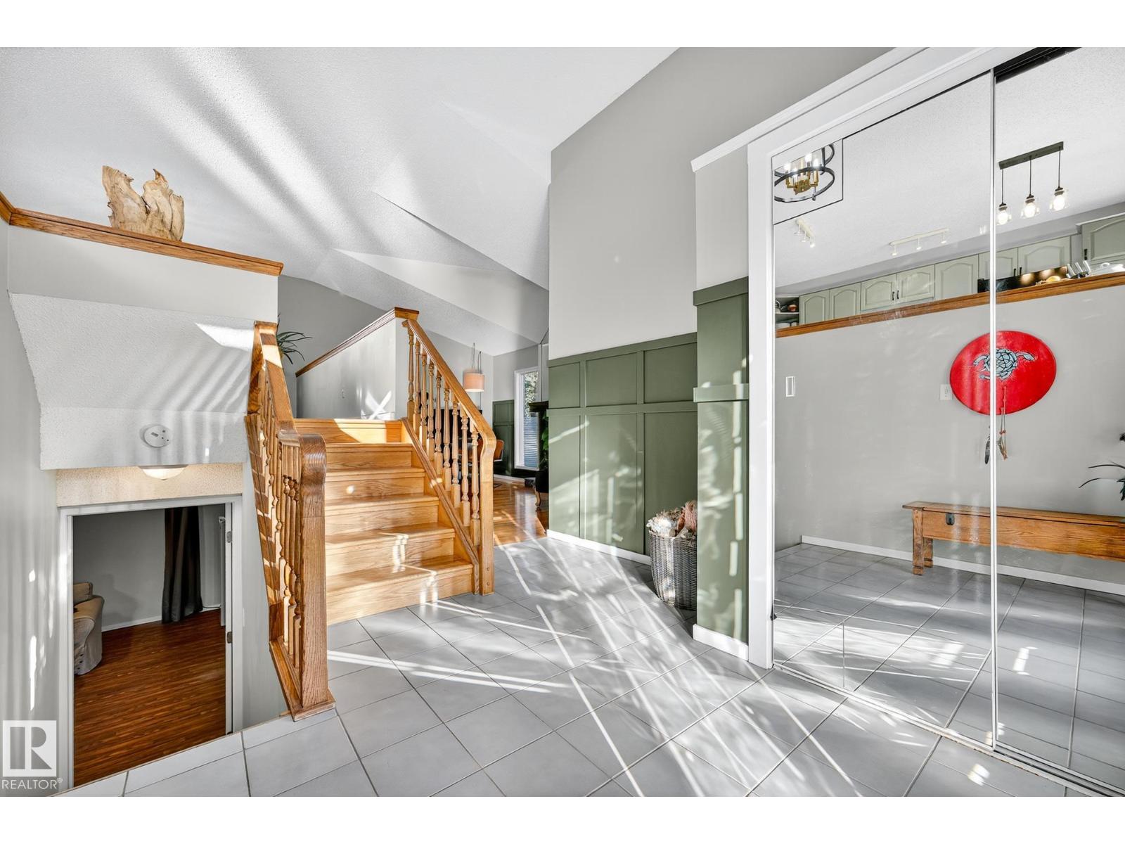 6039 40 Av Nw, Edmonton, Alberta  T6L 3P6 - Photo 6 - E4461837
