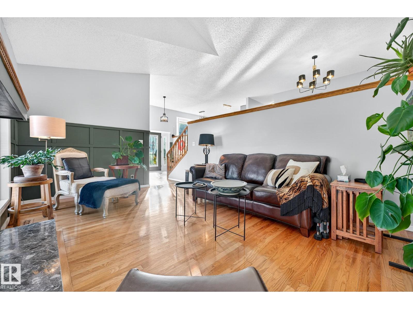 6039 40 Av Nw, Edmonton, Alberta  T6L 3P6 - Photo 8 - E4461837
