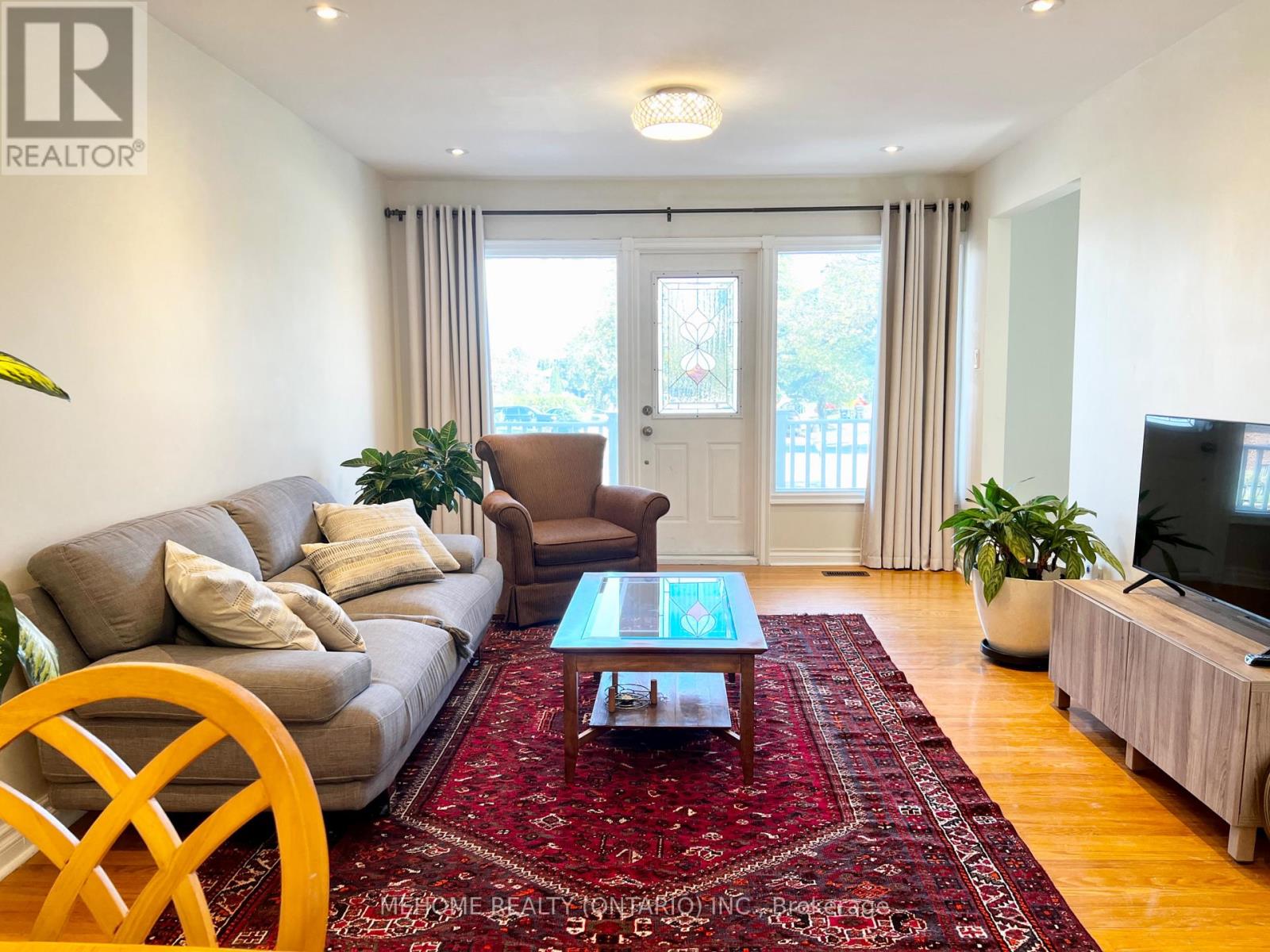 Upper - 126 Edmonton Drive, Toronto, Ontario  M2J 3X1 - Photo 2 - C12458500