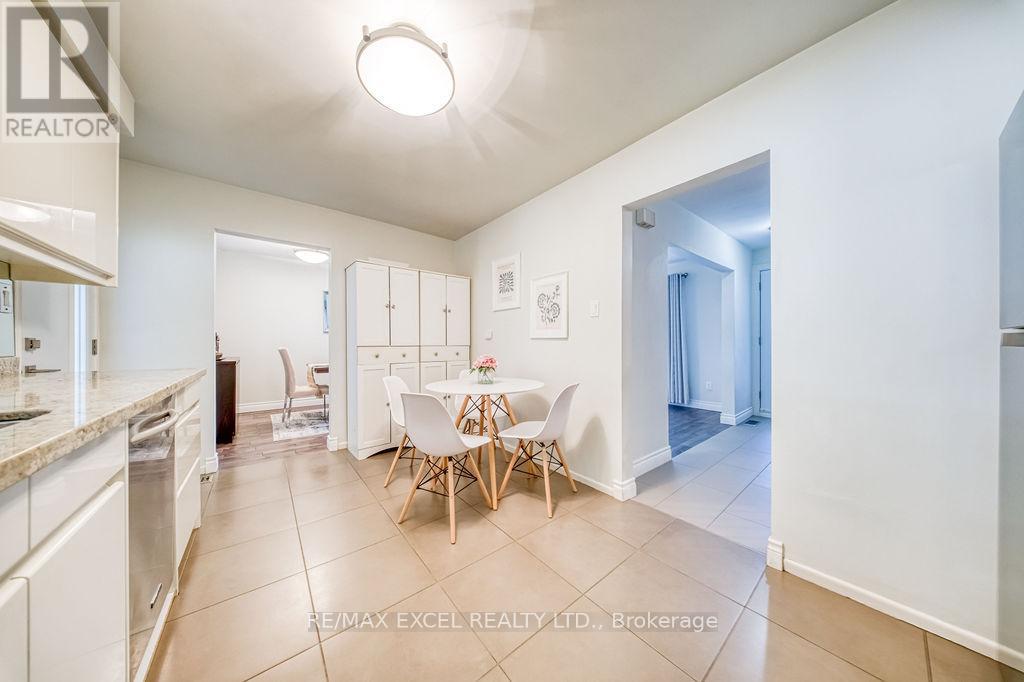 61 Corning Road, Toronto, Ontario  M2J 2L9 - Photo 15 - C12458501