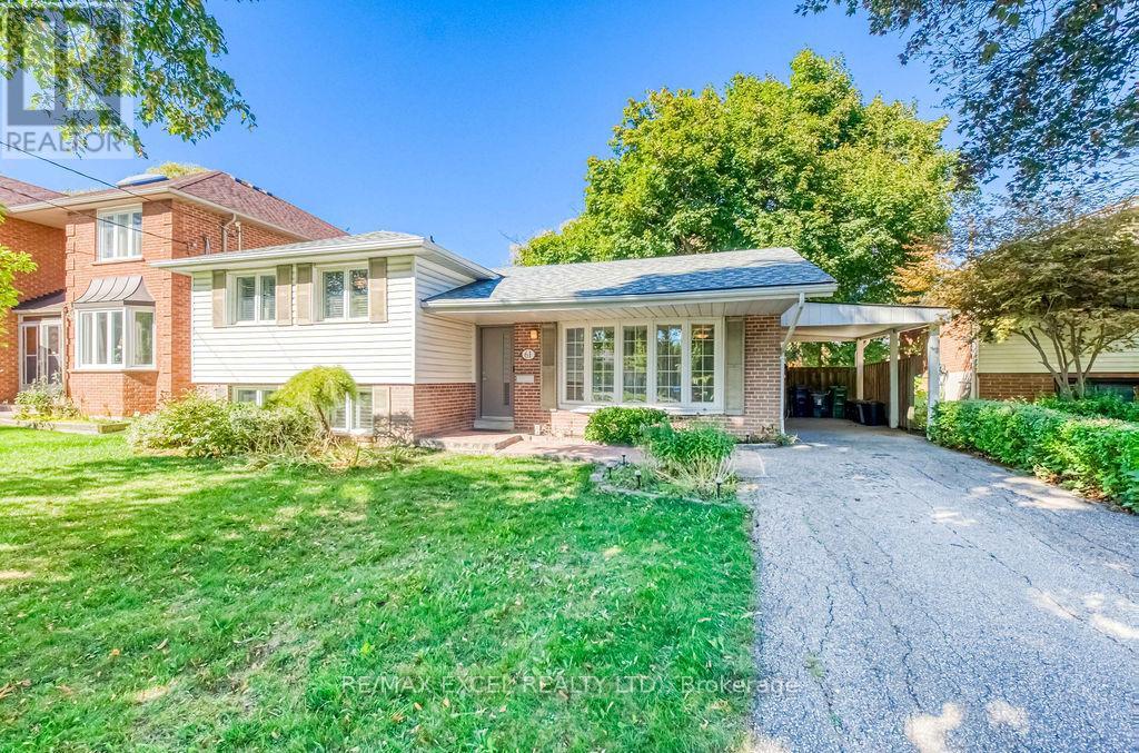 61 Corning Road, Toronto, Ontario  M2J 2L9 - Photo 3 - C12458501