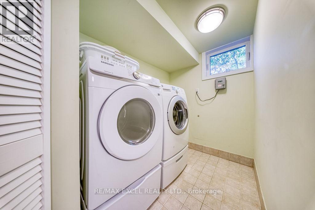 61 Corning Road, Toronto, Ontario  M2J 2L9 - Photo 31 - C12458501