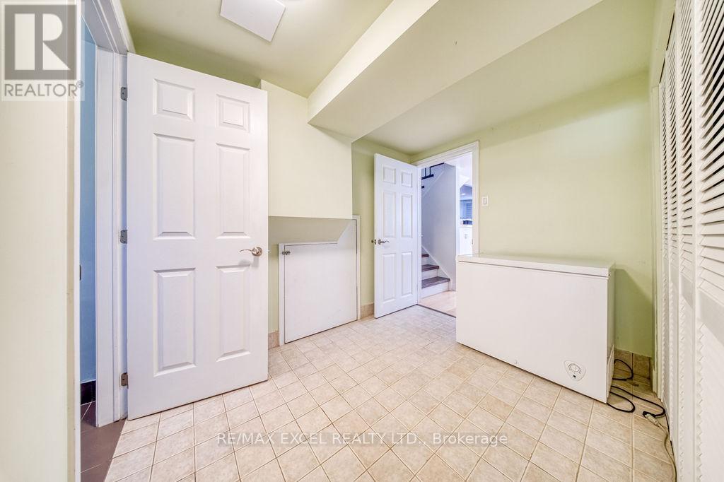 61 Corning Road, Toronto, Ontario  M2J 2L9 - Photo 32 - C12458501
