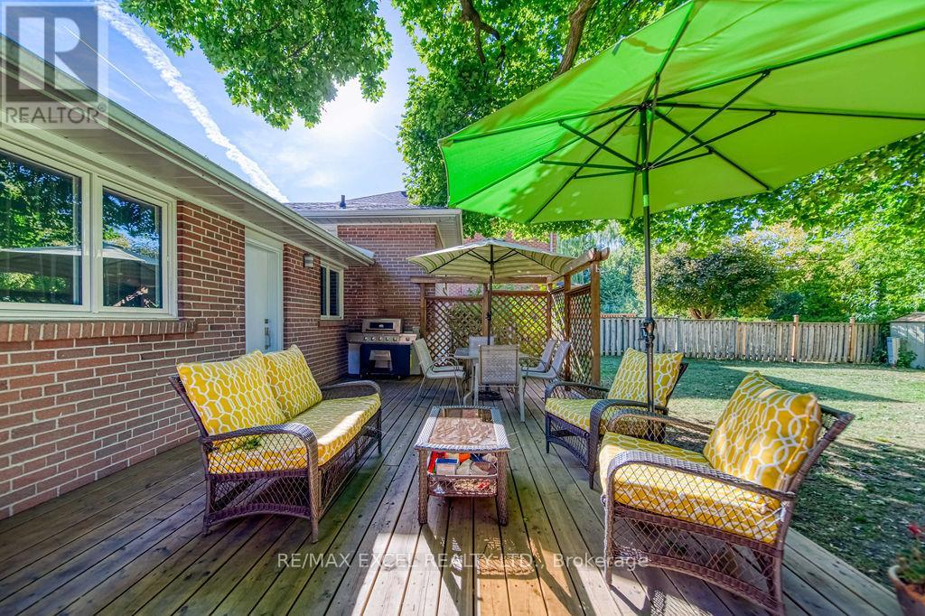 61 Corning Road, Toronto, Ontario  M2J 2L9 - Photo 49 - C12458501