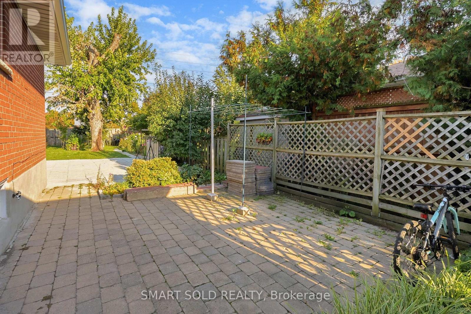 21 Sunmount Road, Toronto, Ontario  M1T 2A4 - Photo 22 - E12451015