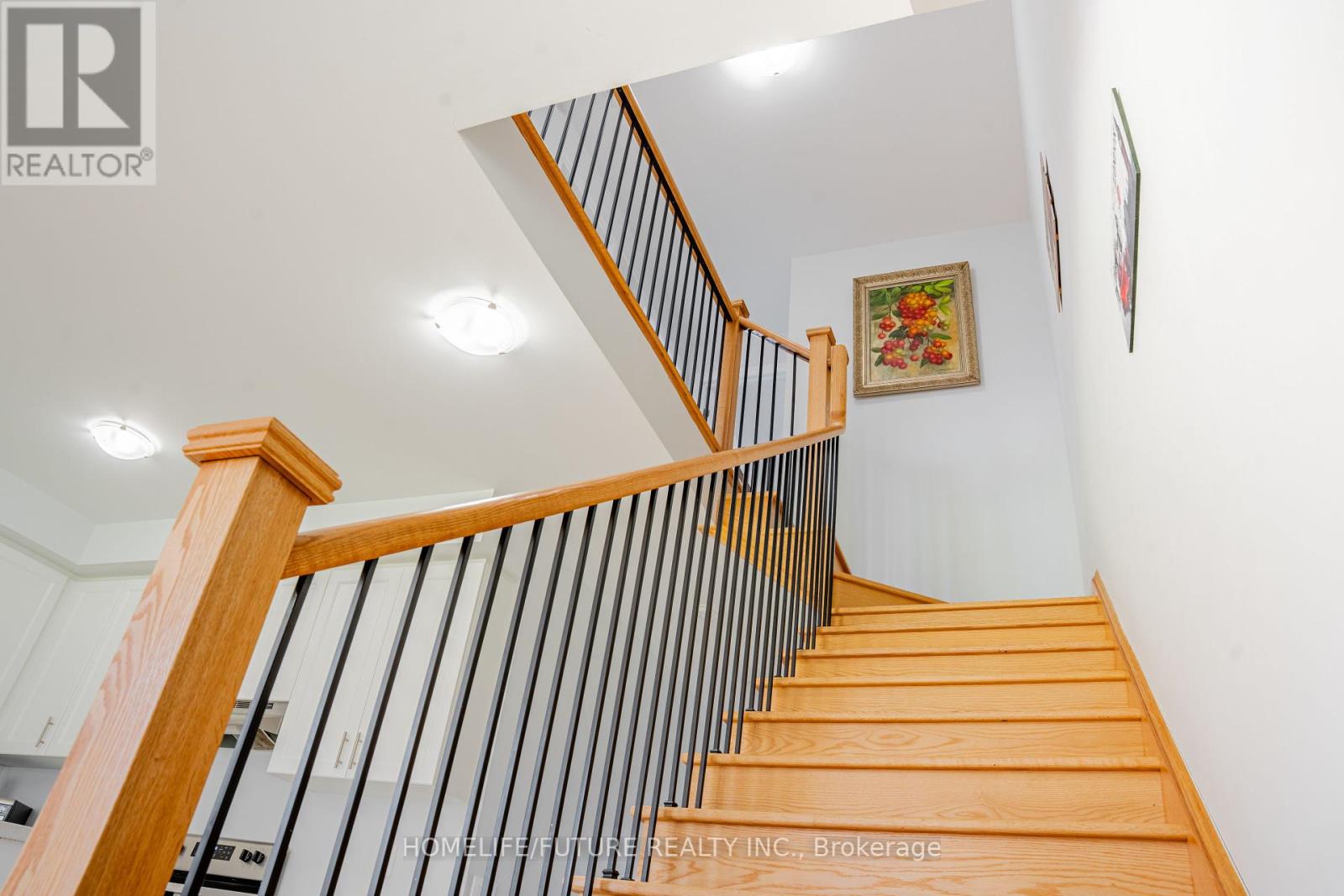 42 Keenan Street, Kawartha Lakes, Ontario  K9V 6C2 - Photo 15 - X12379348
