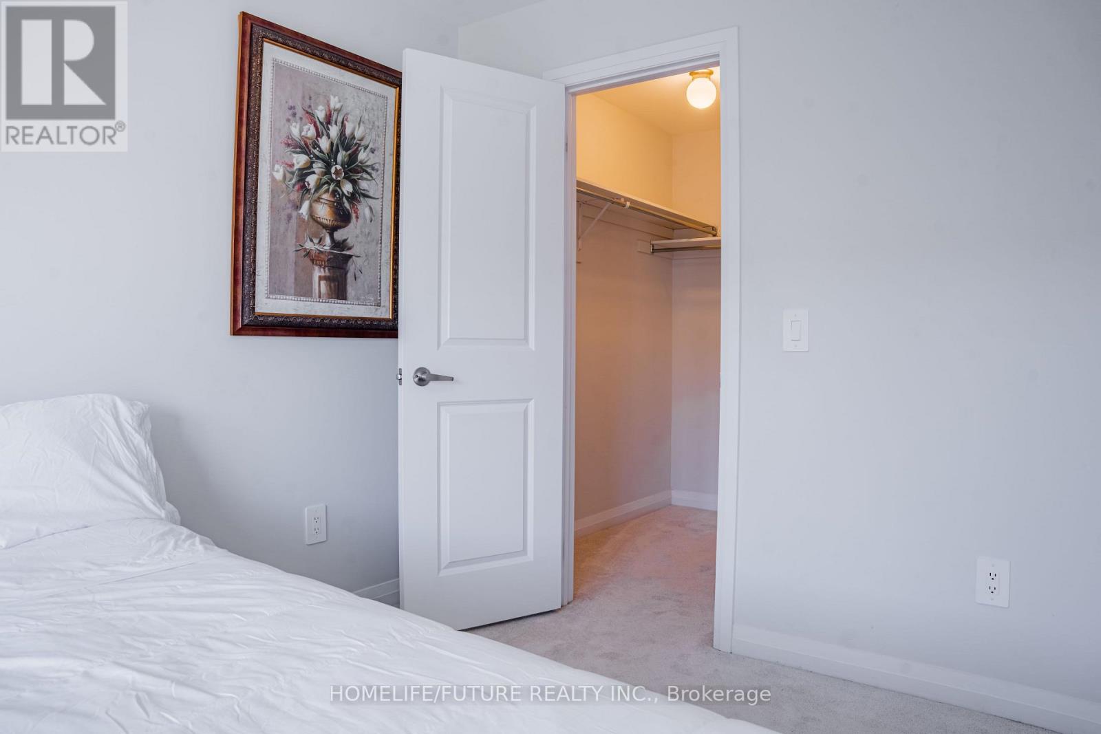 42 Keenan Street, Kawartha Lakes, Ontario  K9V 6C2 - Photo 20 - X12379348