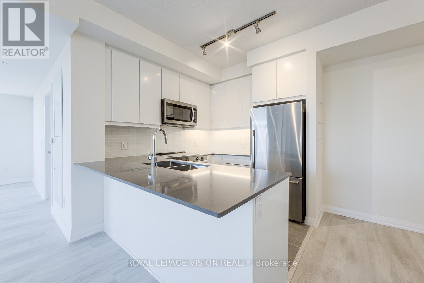 322 - 3270 Sheppard Avenue E, Toronto, Ontario  M1T 3K3 - Photo 9 - E12458512