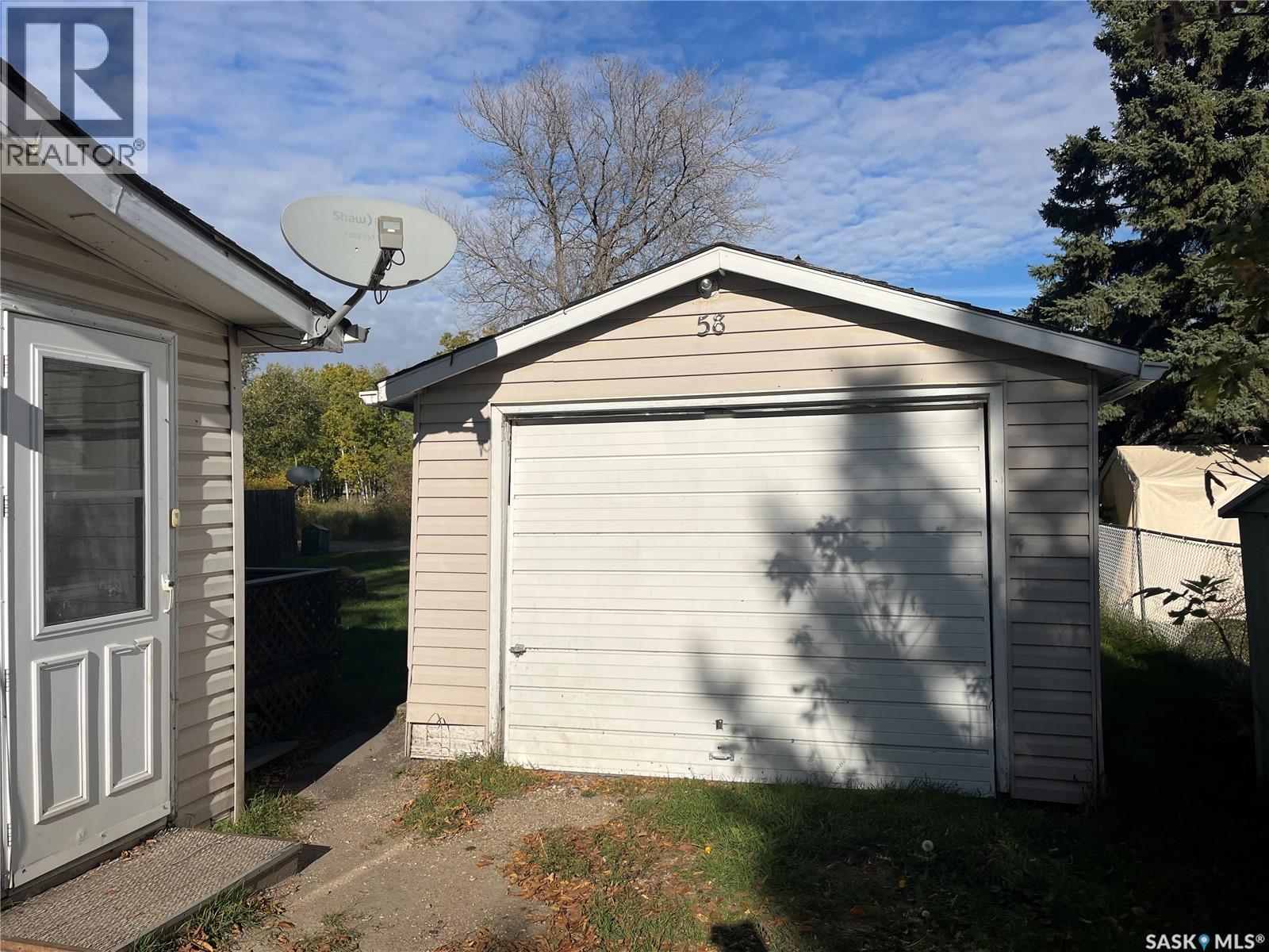 58 Horkoff Avenue, Wadena, Saskatchewan  S0A 4J0 - Photo 19 - SK020648