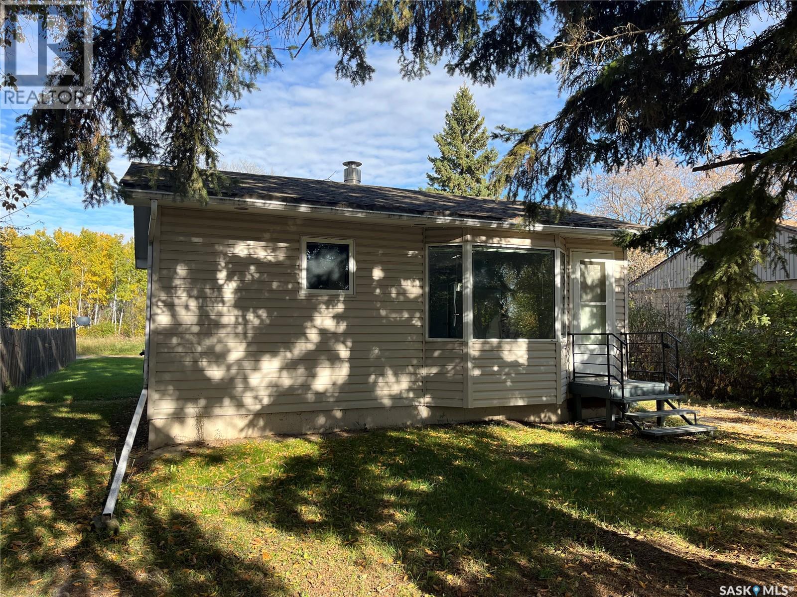 58 Horkoff Avenue, Wadena, Saskatchewan  S0A 4J0 - Photo 2 - SK020648