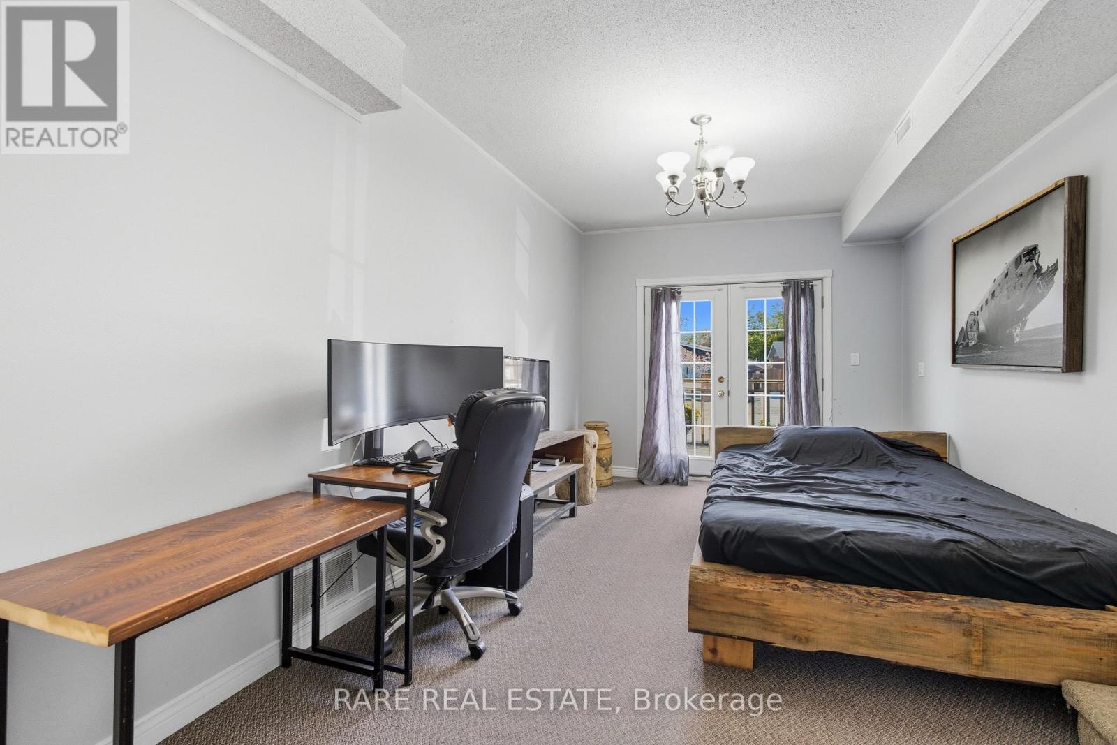 66 Springdale Drive, Barrie, Ontario  L4M 5B3 - Photo 7 - S12458514