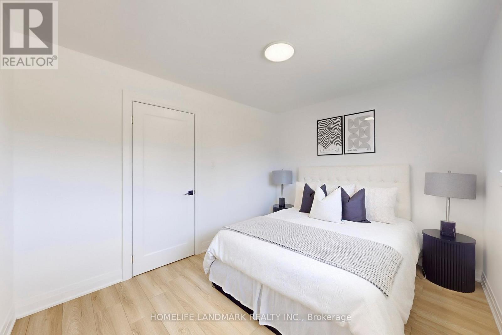 1354 Kelly Road, Mississauga, Ontario  L5J 3V2 - Photo 32 - W12458513