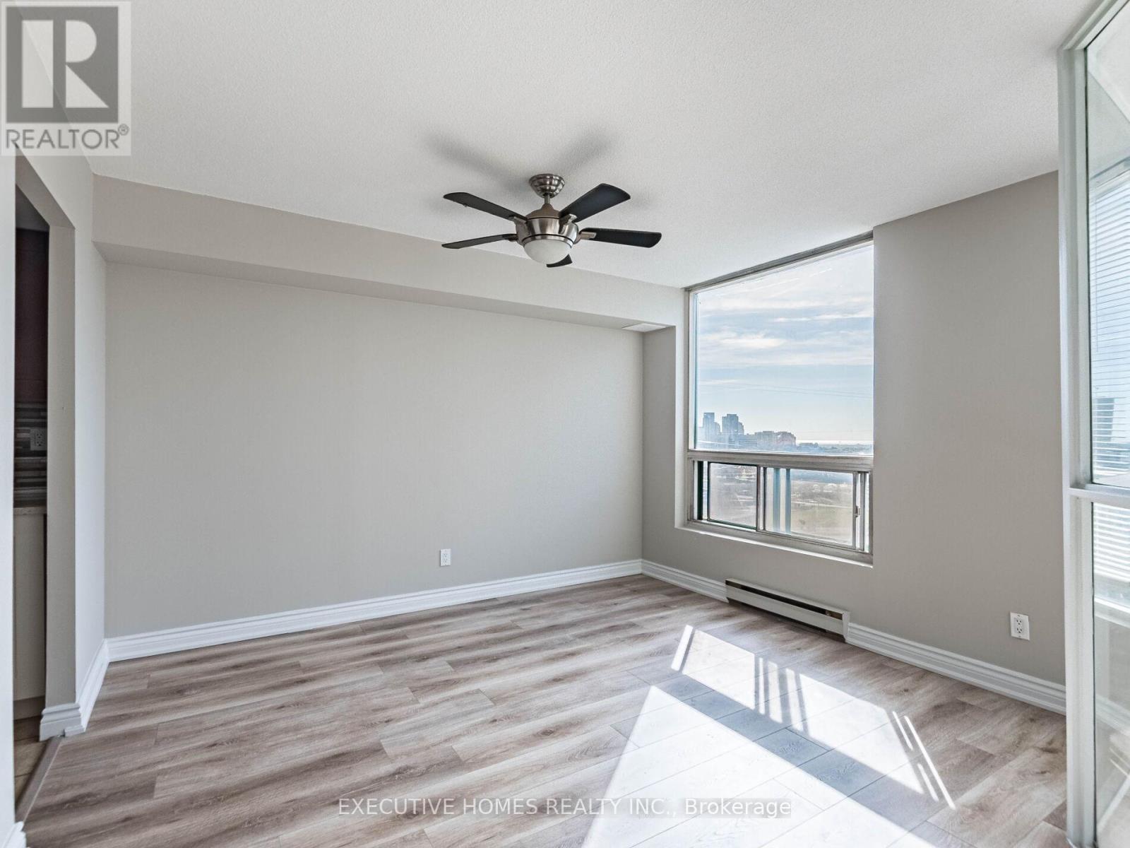 1504 - 4450 Tucana Court, Mississauga, Ontario  L5R 3R4 - Photo 10 - W12458517