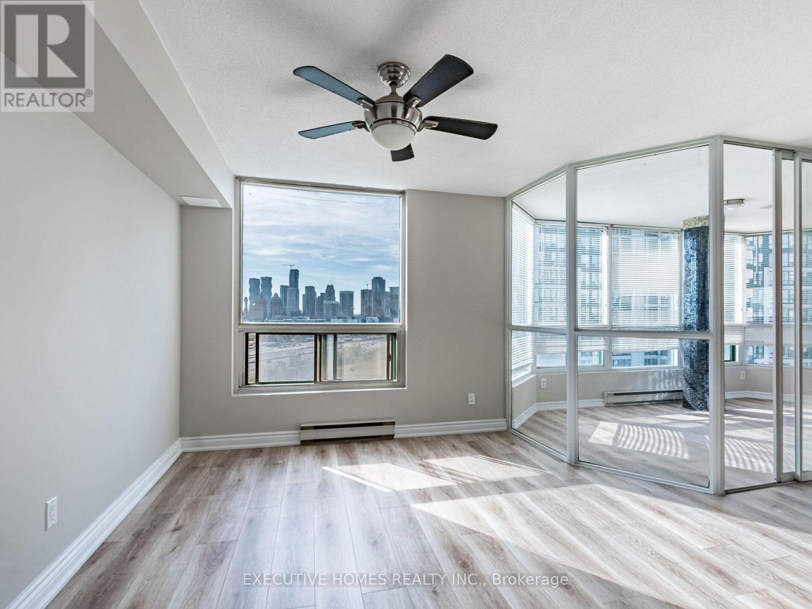 1504 - 4450 Tucana Court, Mississauga, Ontario  L5R 3R4 - Photo 12 - W12458517