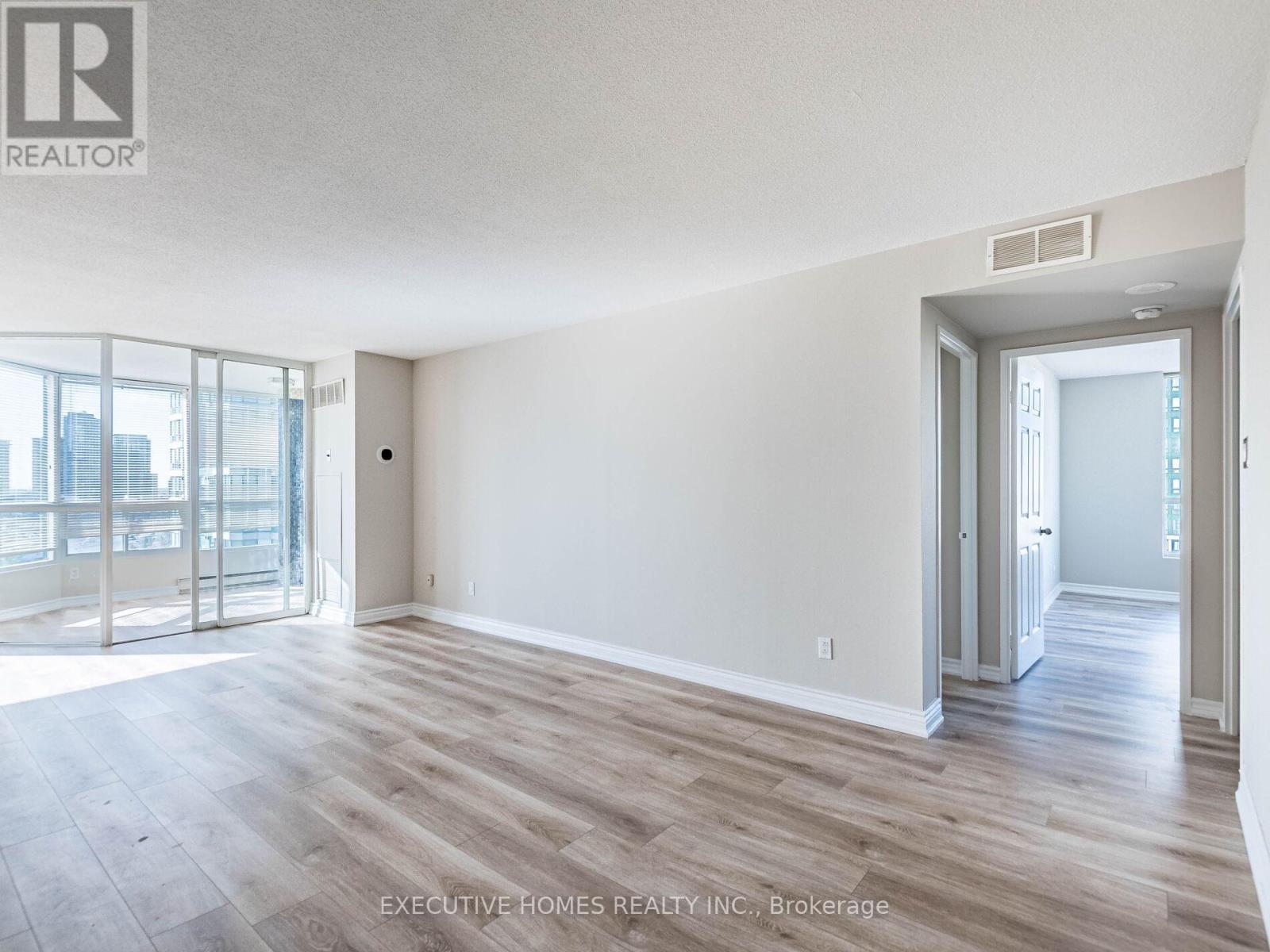1504 - 4450 Tucana Court, Mississauga, Ontario  L5R 3R4 - Photo 5 - W12458517