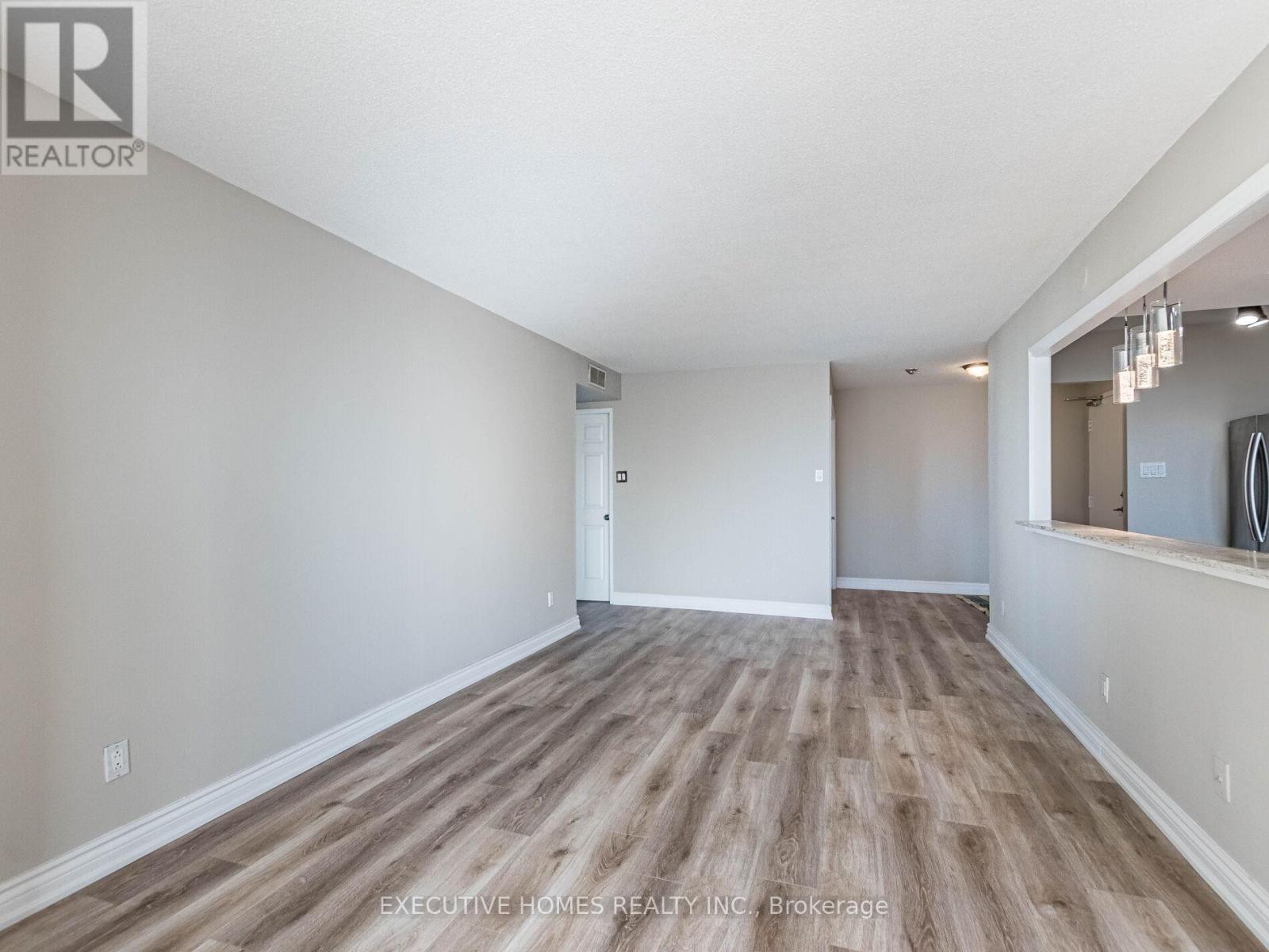 1504 - 4450 Tucana Court, Mississauga, Ontario  L5R 3R4 - Photo 7 - W12458517
