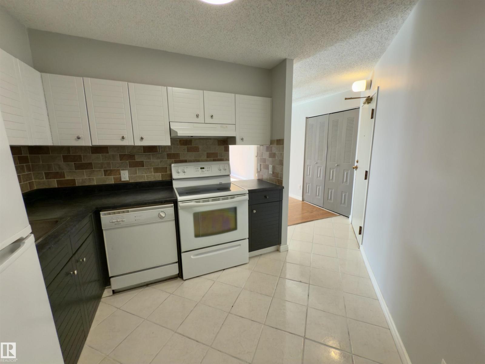 #404 10149 Saskatchewan Dr Nw, Edmonton, Alberta  T6E 6B6 - Photo 11 - E4456650