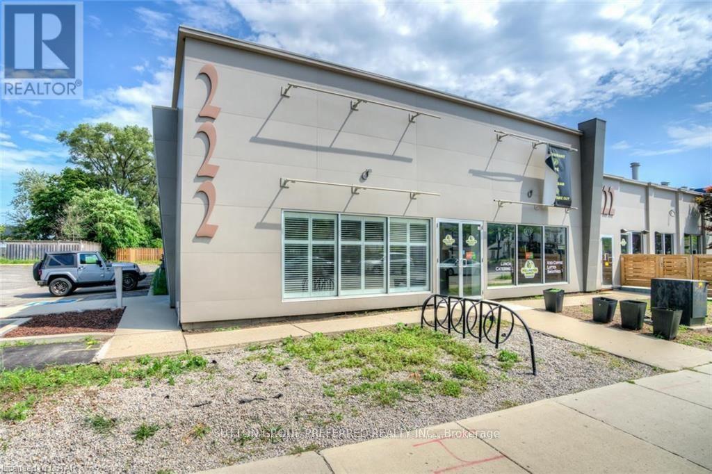 102 - 222 WELLINGTON STREET, London East, Ontario