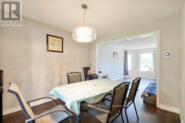 26 Redwood Lane, London East, Ontario  N5V 4C4 - Photo 9 - X12458548