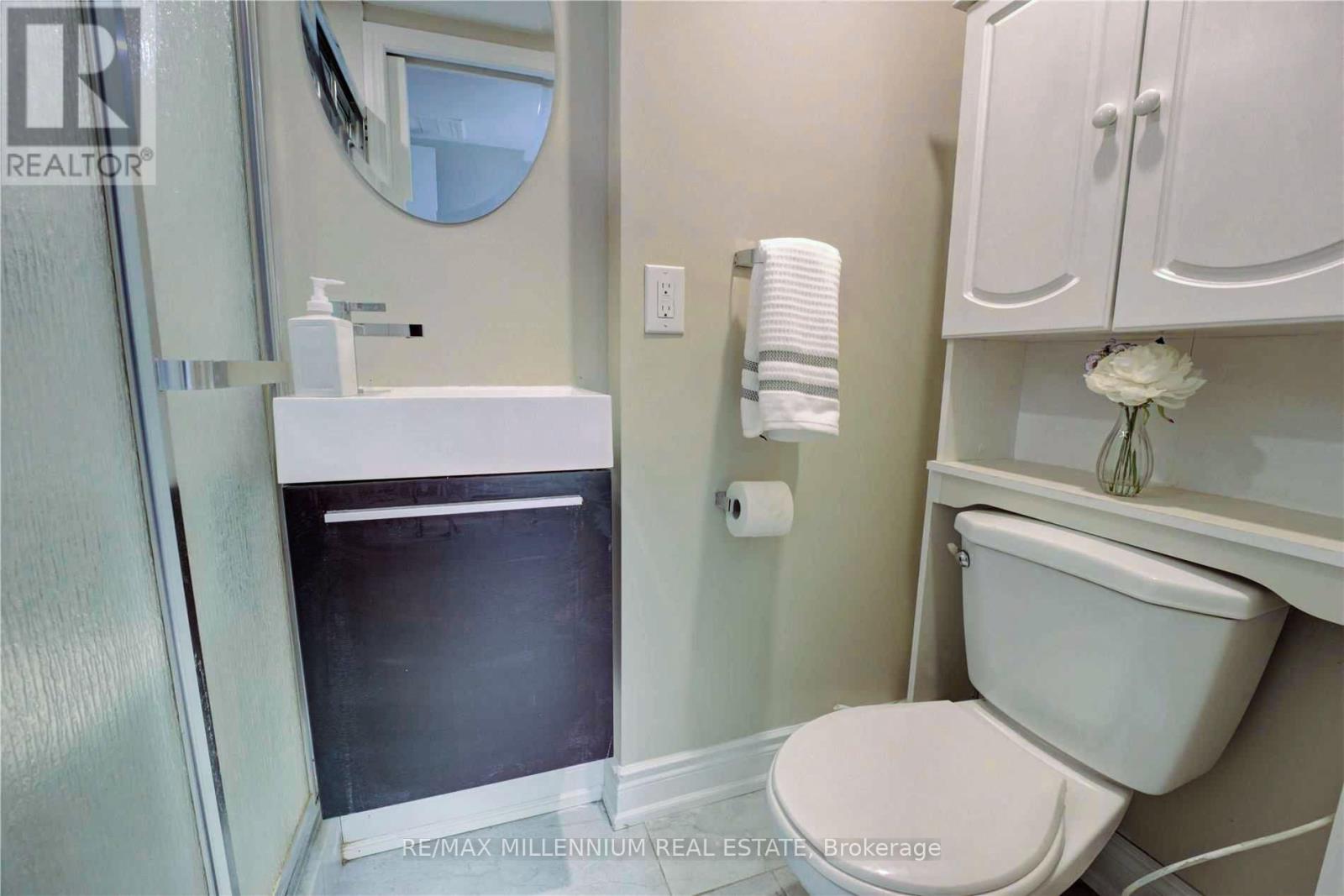 62 Cumberland Lane, Ajax, Ontario  L1S 7K4 - Photo 2 - E12458421