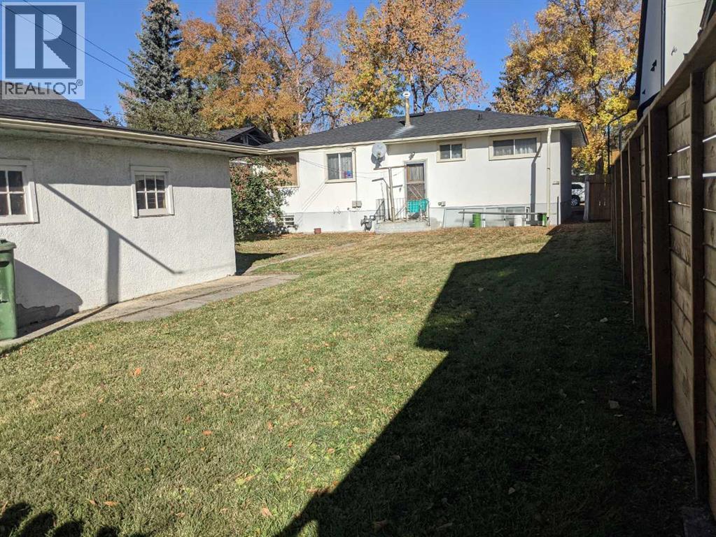 2019 52 Avenue Sw, Calgary, Alberta  T3E 1K2 - Photo 4 - A2263993