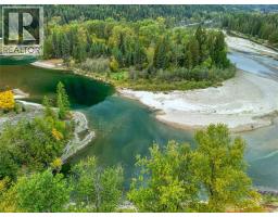 00 SLOCAN VALLEY WEST Road, slocan park, British Columbia