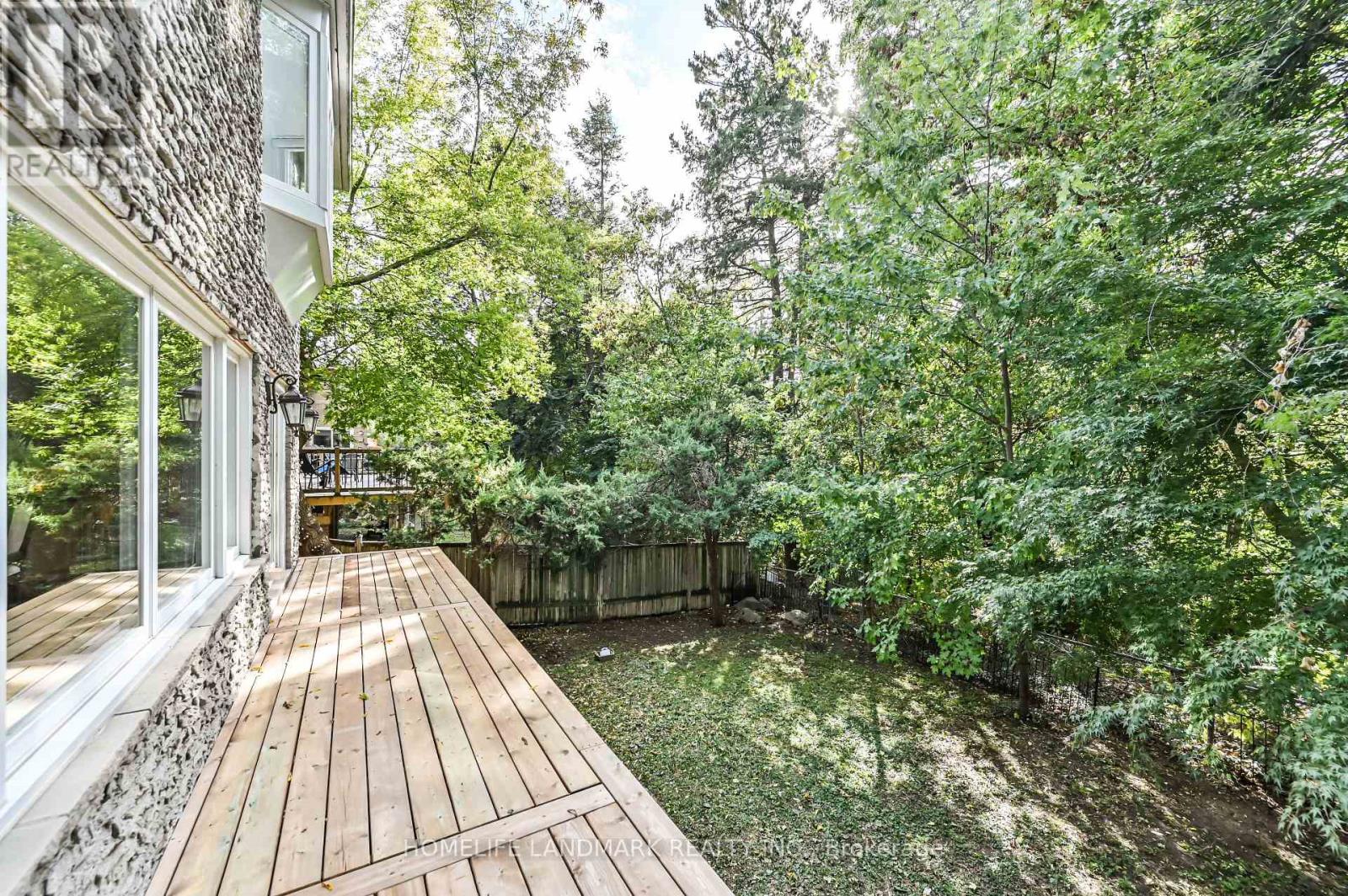10 Loganberry Crescent, Toronto, Ontario  M2H 3H1 - Photo 46 - C12458551