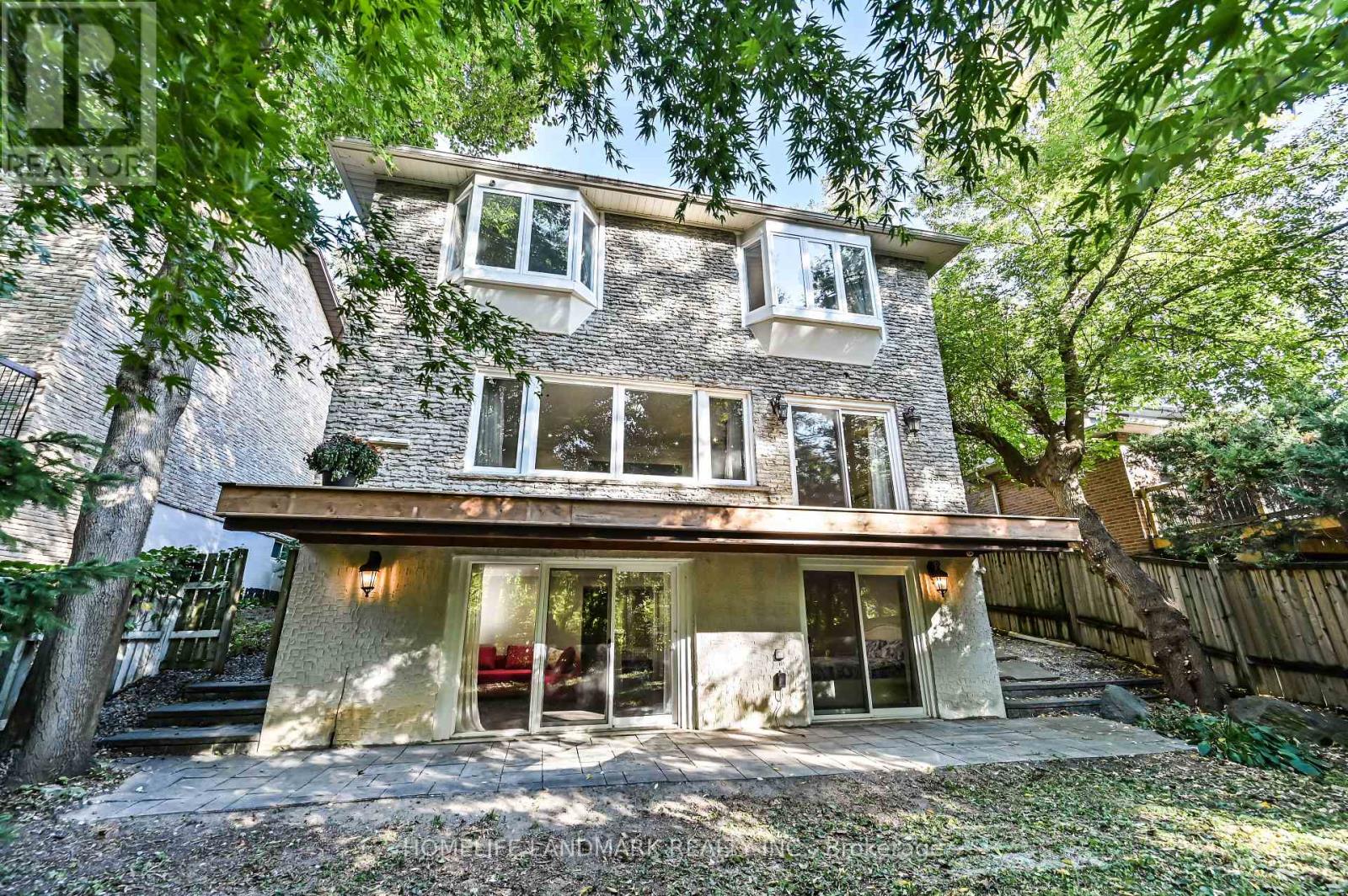 10 Loganberry Crescent, Toronto, Ontario  M2H 3H1 - Photo 50 - C12458551