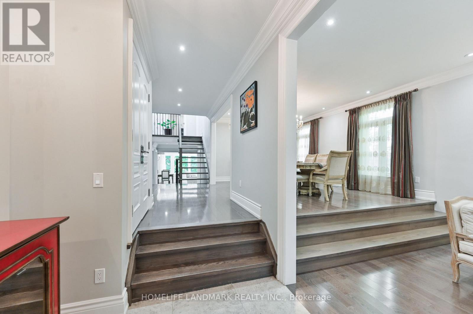 10 Loganberry Crescent, Toronto, Ontario  M2H 3H1 - Photo 6 - C12458551